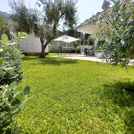 Il Tramonto Apartment *