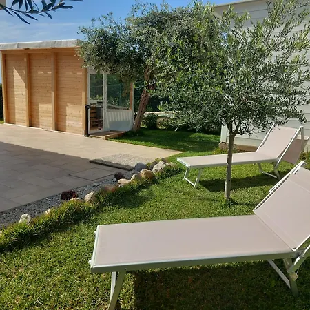 Il Tramonto Apartment *